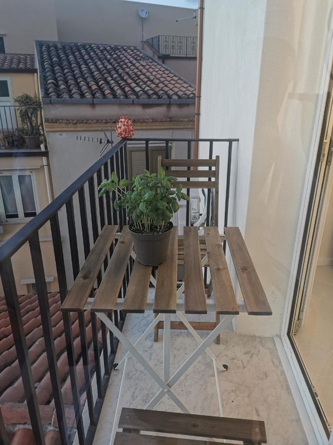 Apartamento Idda, Vista Mozzafiato E Mare Dentro Casa Cefalú Exterior foto