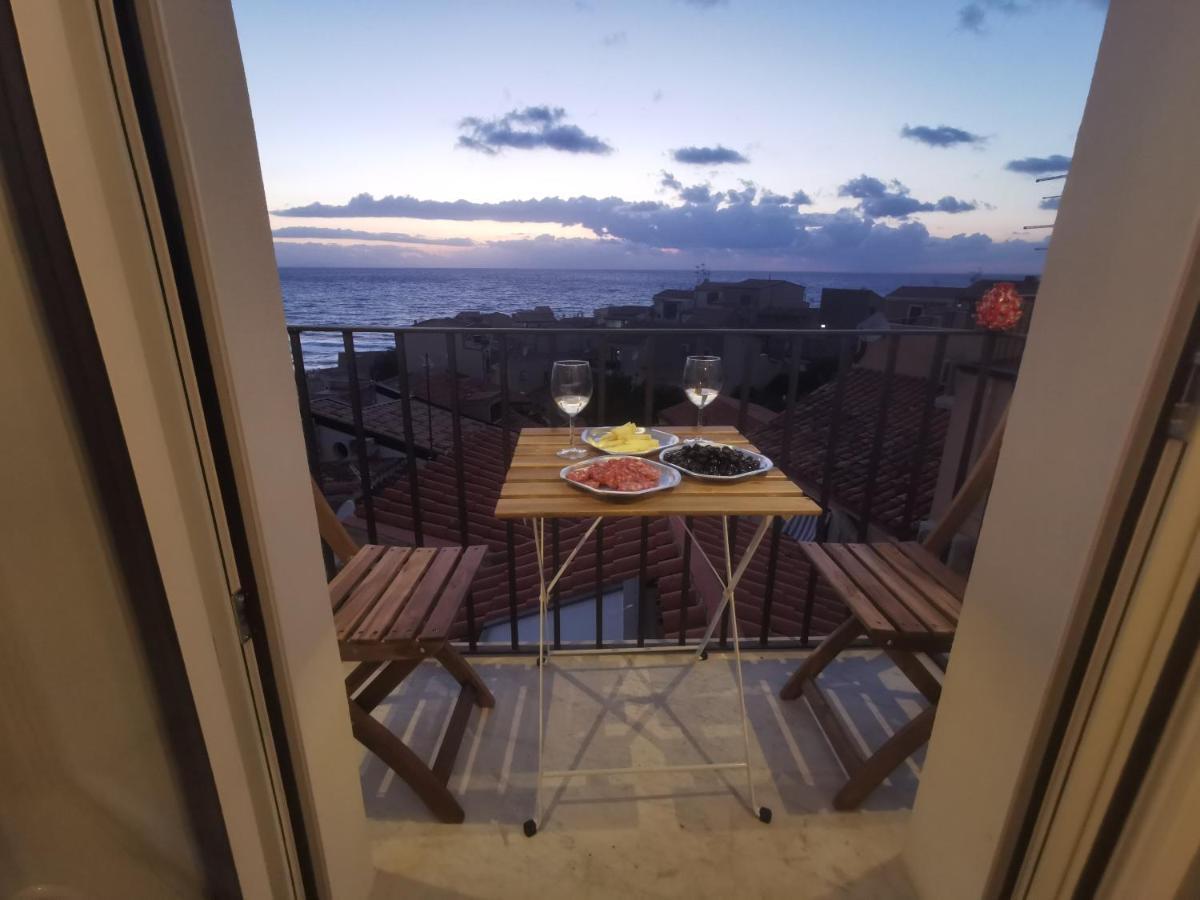 Apartamento Idda, Vista Mozzafiato E Mare Dentro Casa Cefalú Exterior foto