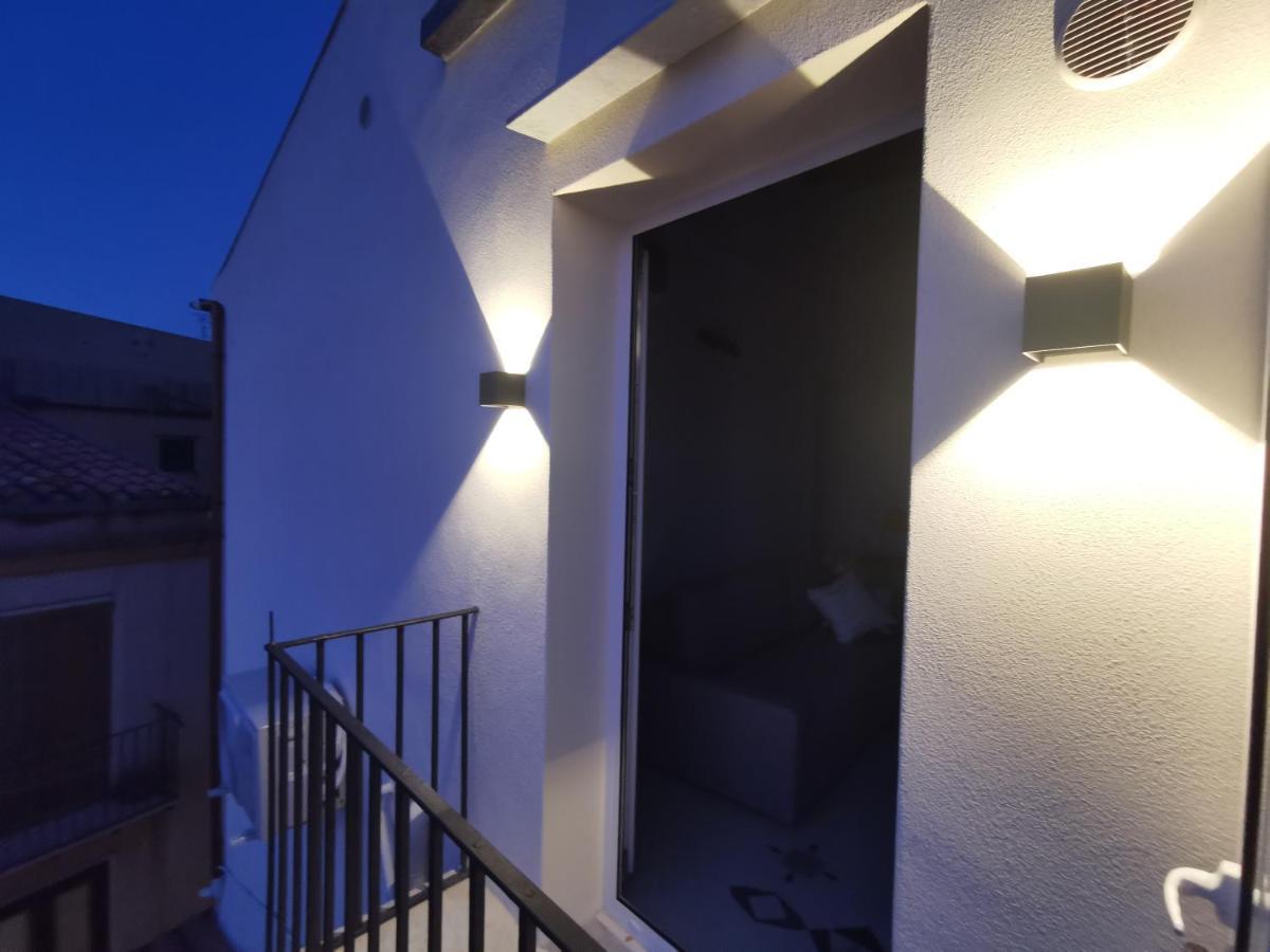 Apartamento Idda, Vista Mozzafiato E Mare Dentro Casa Cefalú Exterior foto